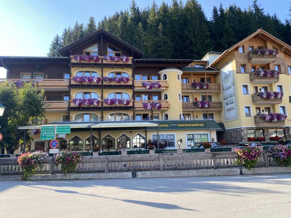 Außenansicht Hotel Bischofsmütze