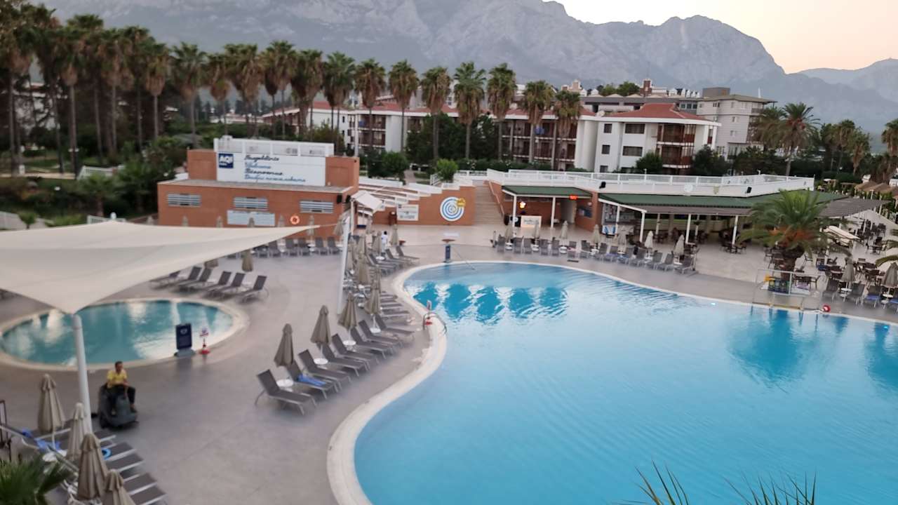 Pool AQI Hydros Club