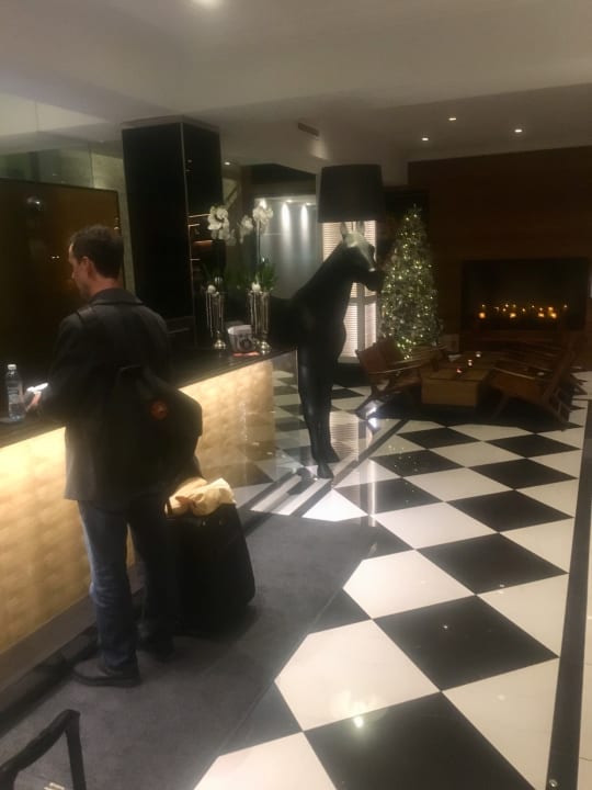 Lobby Hotel Lilla Roberts