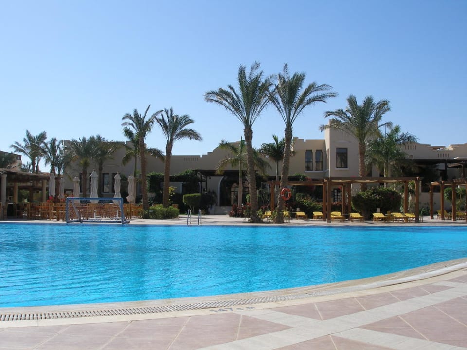 Schöner Pool Hotel JAZ Makadi Star & Spa