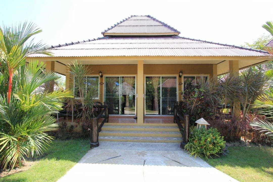 Tropical Daze Room  Hotel Lanta Castaway Resort