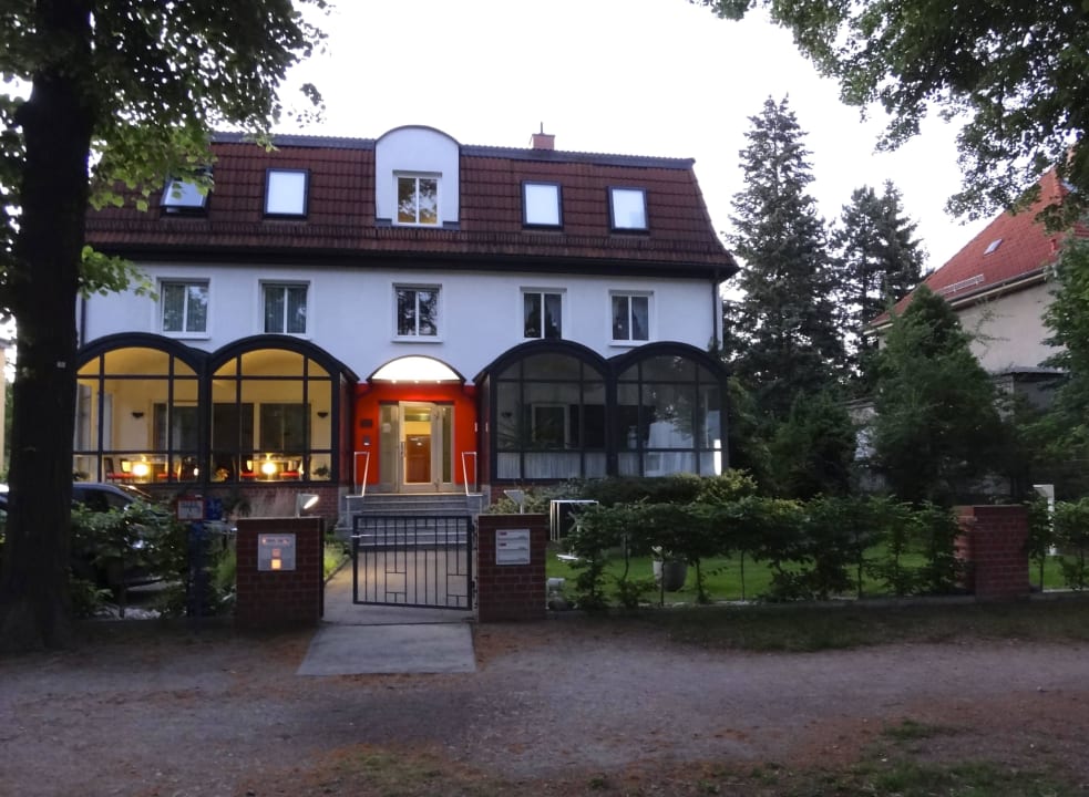 Im Stil einer Privatvilla Hotel 7 Säulen