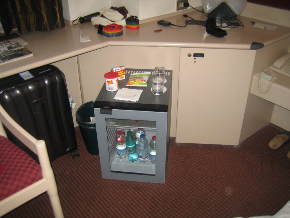 Minibar war nicht eingebaut NH Collection Roma Centro