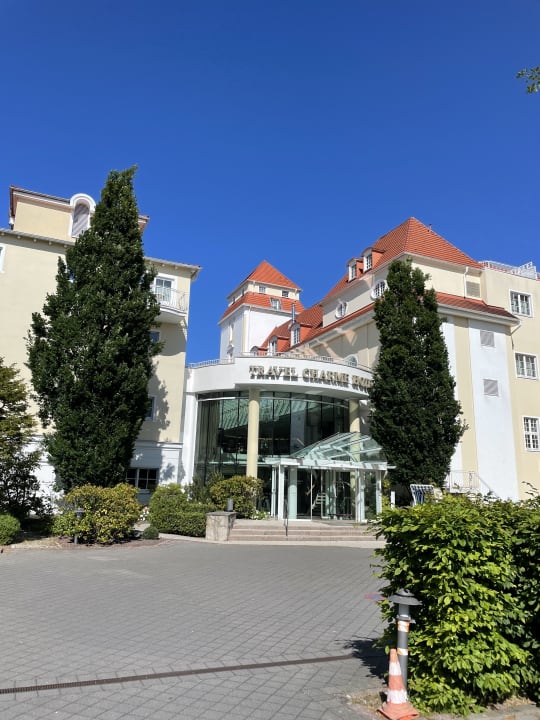 Außenansicht A-ROSA Kurhaus Binz