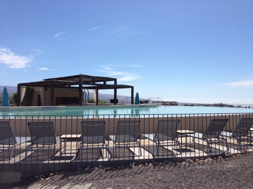 11. Etage Infinity Pool Salobre Hotel Resort & Serenity