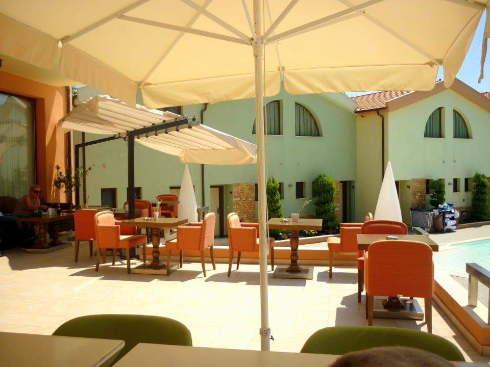 Draussen Alexandra Golden Boutique - Adults only