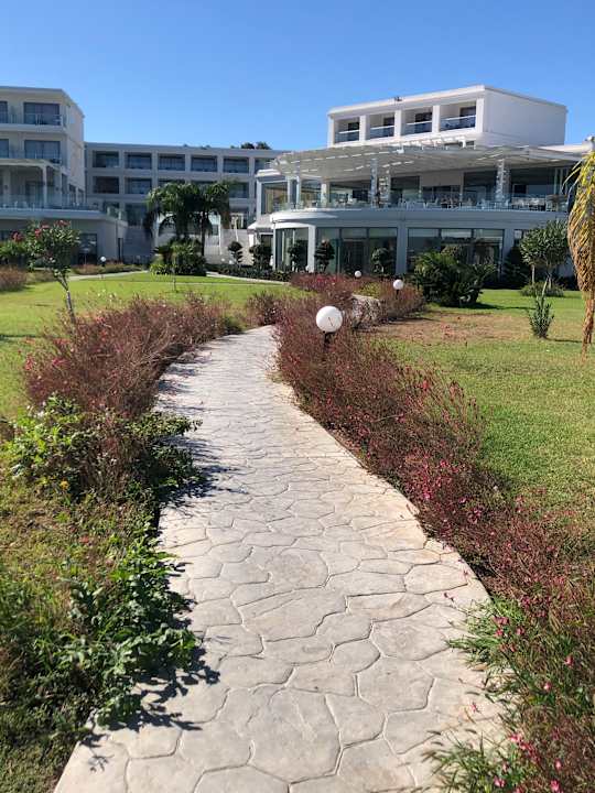 Gartenanlage Asterias Beach Resort