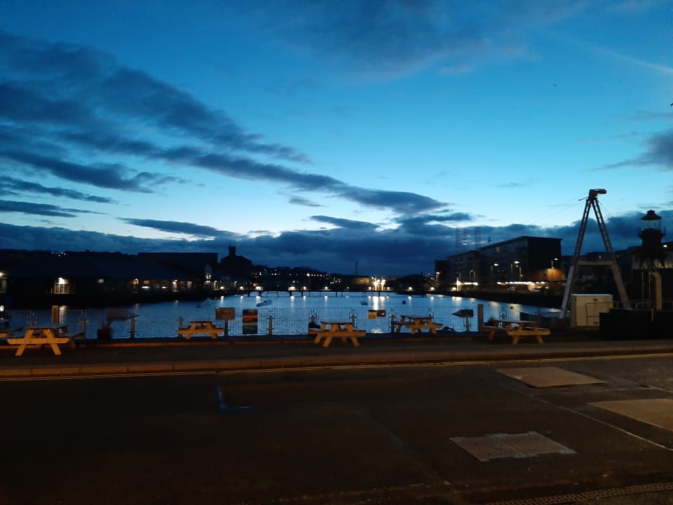 Außenansicht Apex City Quay Hotel & Spa