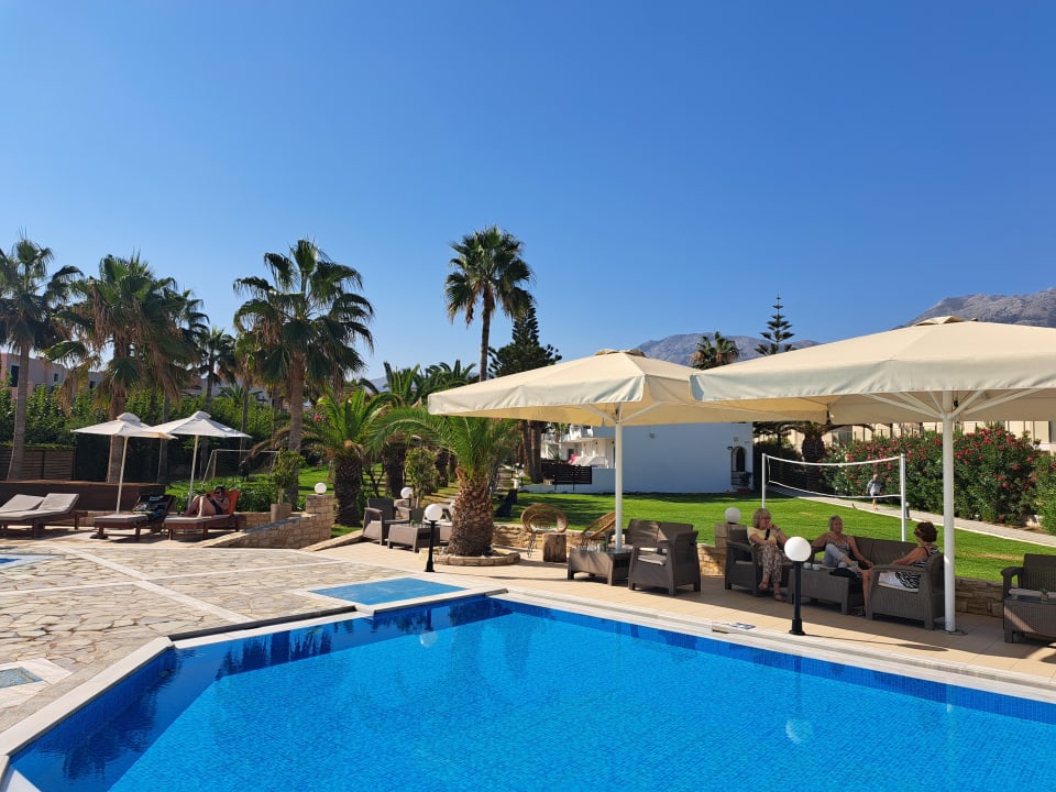 Pool HARPIN Happy Days Beach Hotel