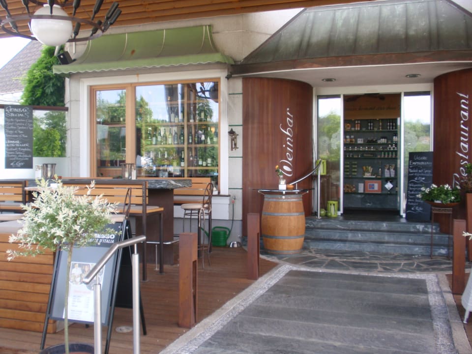 Weinbar Garten-Hotel Ochensberger