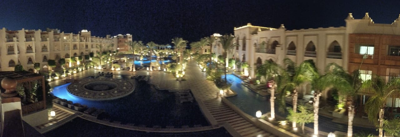 Ausblick The Grand Palace - Adults only