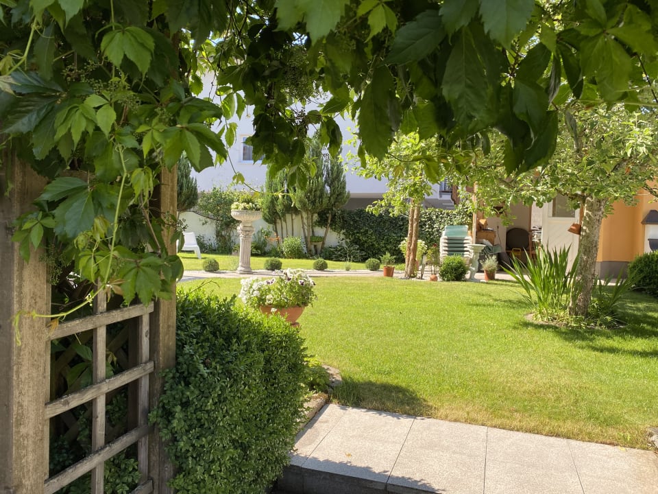 Gartenanlage Hotel Garni Tannenhof