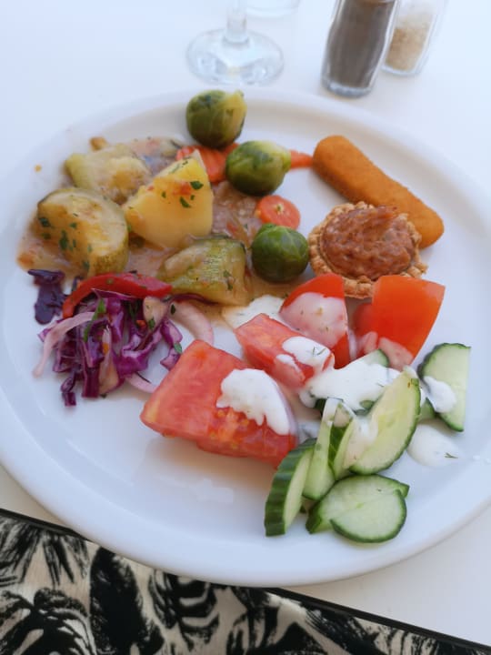 Mittagessen  Hotel Filerimos Village
