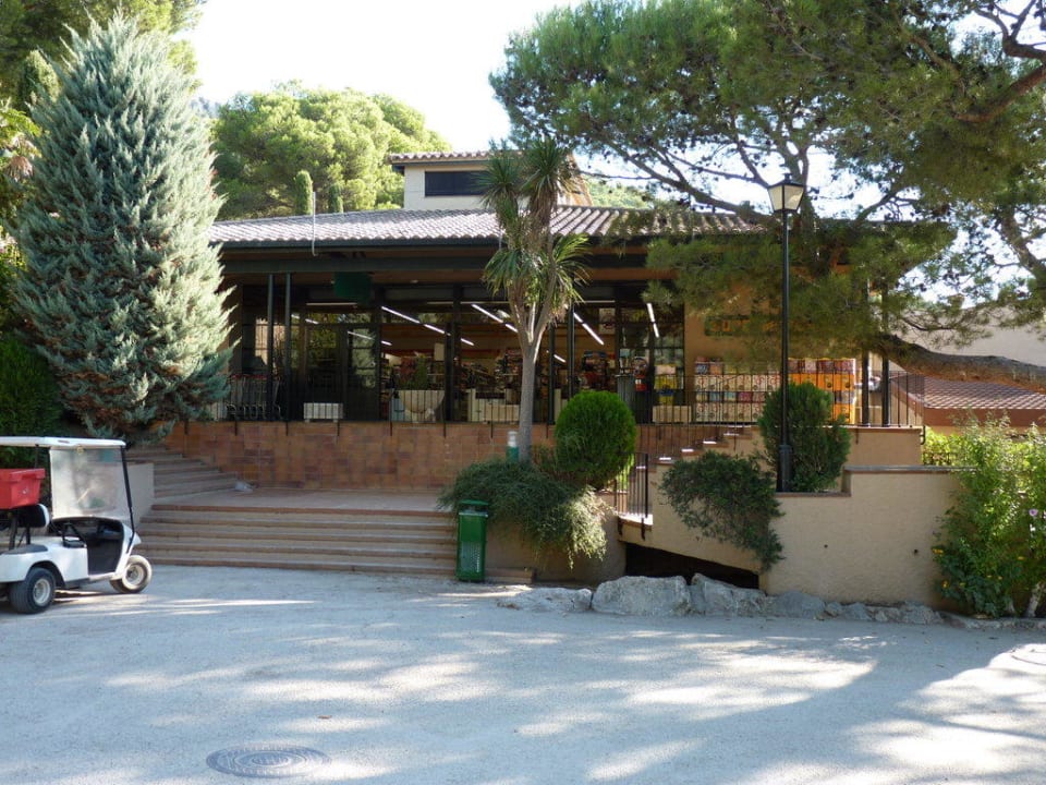 Supermarkt Camping Castell Montgri