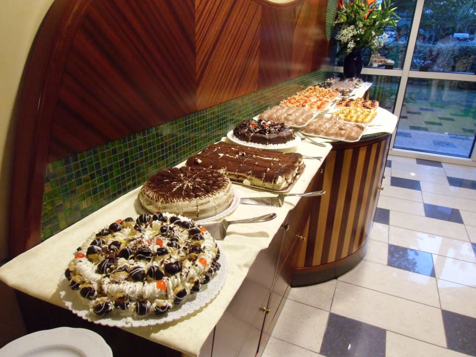 Nachspeise Aparthotel Holiday