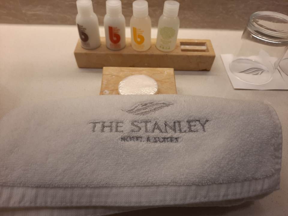 Zimmer The Stanley Hotel & Suites