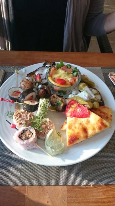 Leckeres Essen Luna Blanca Resort & Spa