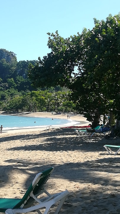 Strand Playabachata Hotel