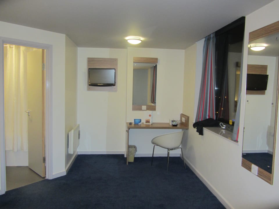 Номер Travelodge Altrincham Central