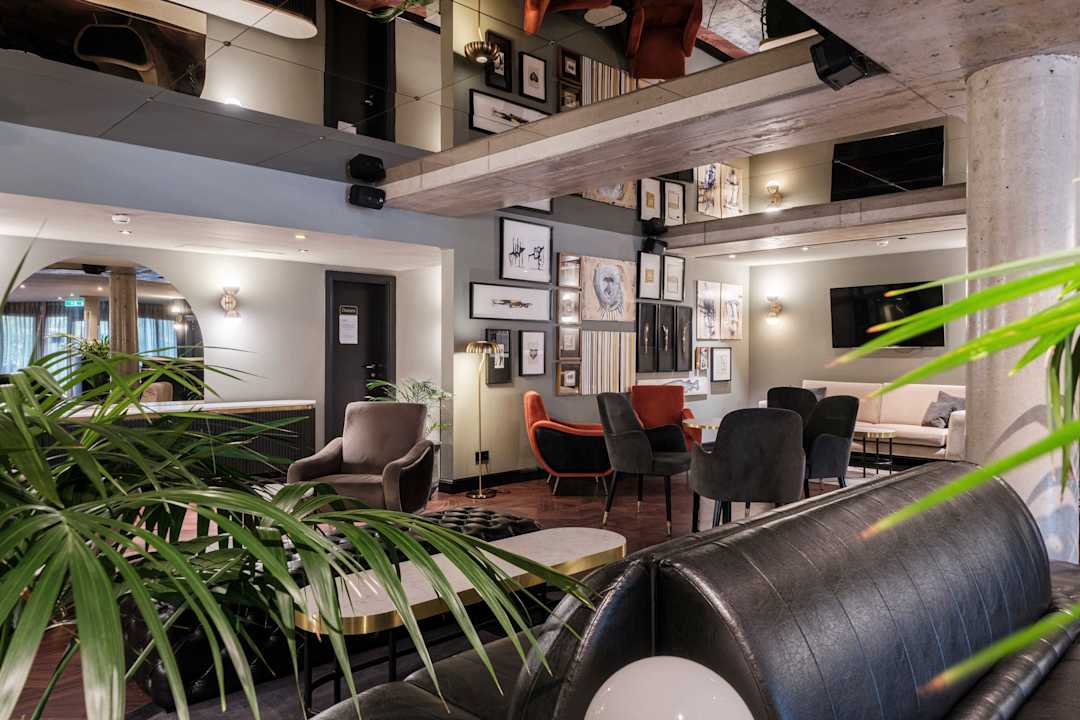 Lobby Mercure Hotel Pforzheim