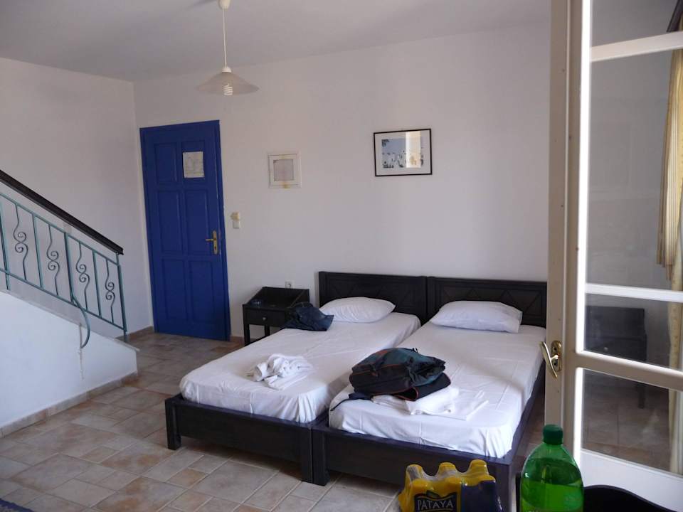 Schlafzimmer unten, ca. 25 qm, aber nicht 70 qm !! Glaros Studios & Apartments