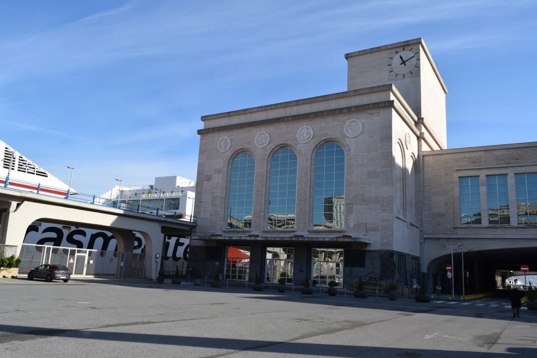 Außenansicht Smart Hotel Napoli