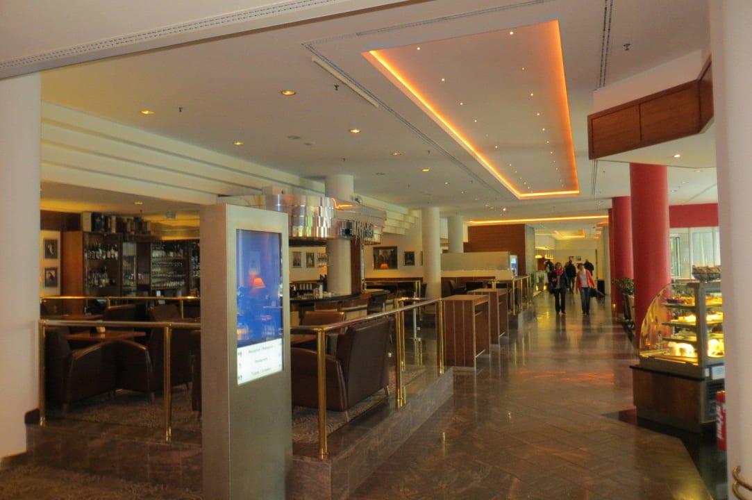 Lobby Bar Hilton Munich City