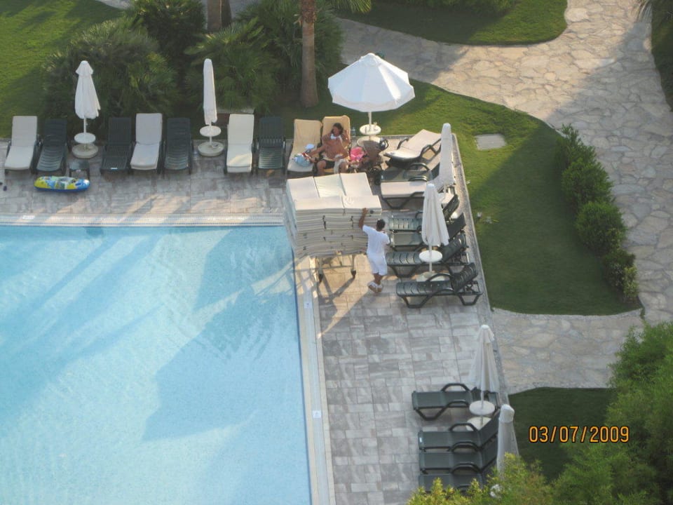 Teil der Poolanlage Lara Barut Collection