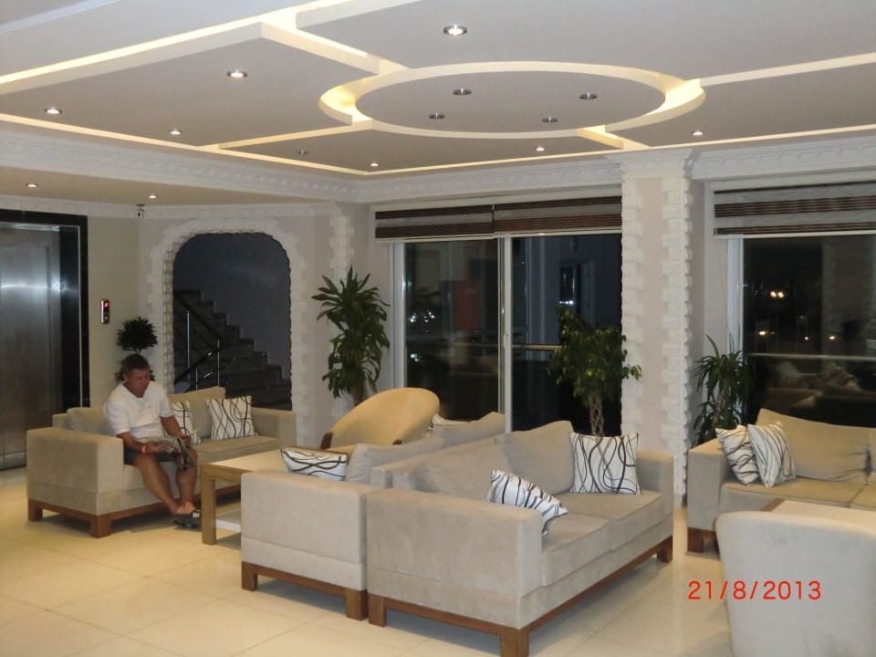 Lobby Hotel Side Best House