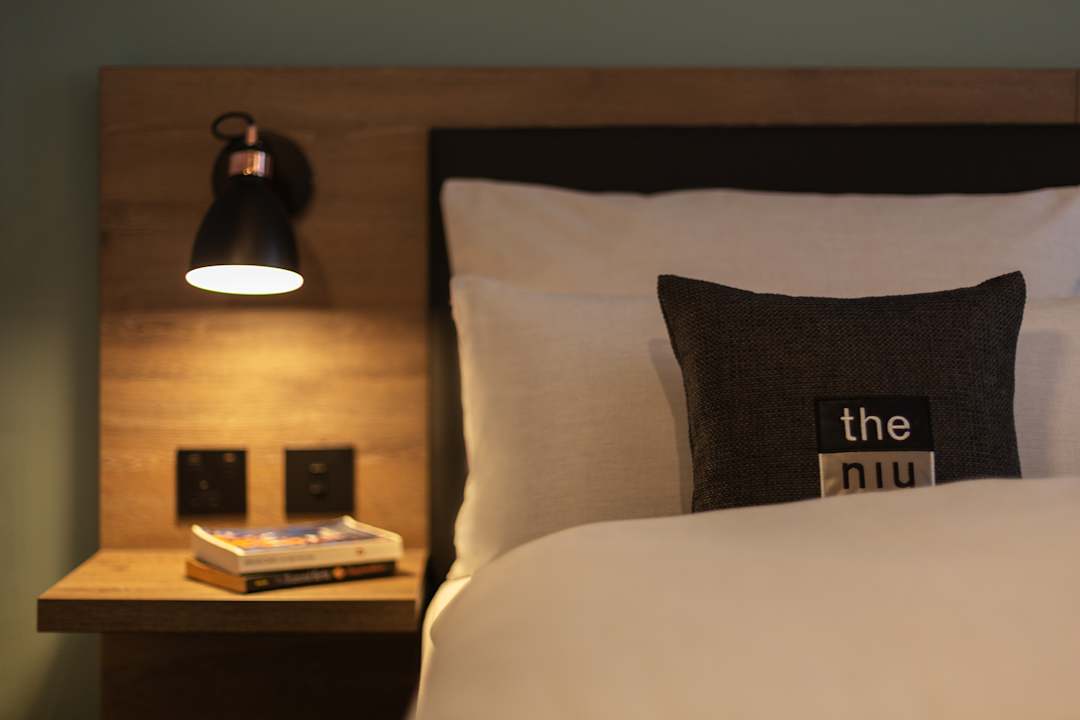 Zimmer Holiday Inn - the niu, Loom Manchester North