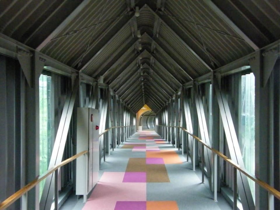 Covered walkway Hoshino Resorts Tomamu The Tower