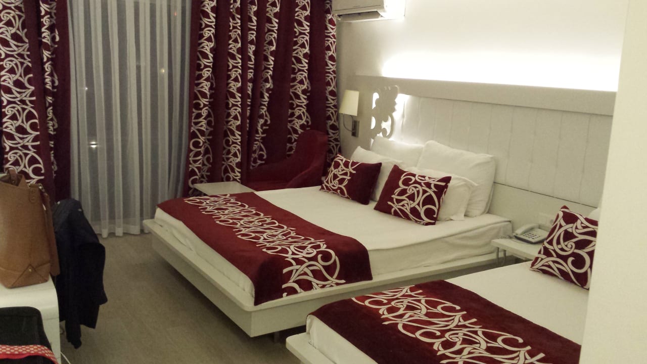 Zimmer Laguna Beach Alya Resort & Spa Hotel