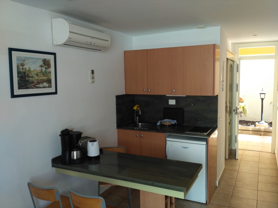 Zimmer Apartments Karina