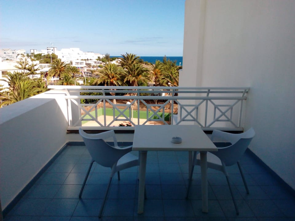 Balkon mit seitl. Meerblick Komfortzimmer Plus Hipotels La Geria
