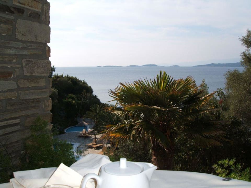 Blick von der Frühstücksterrasse Eagles Palace