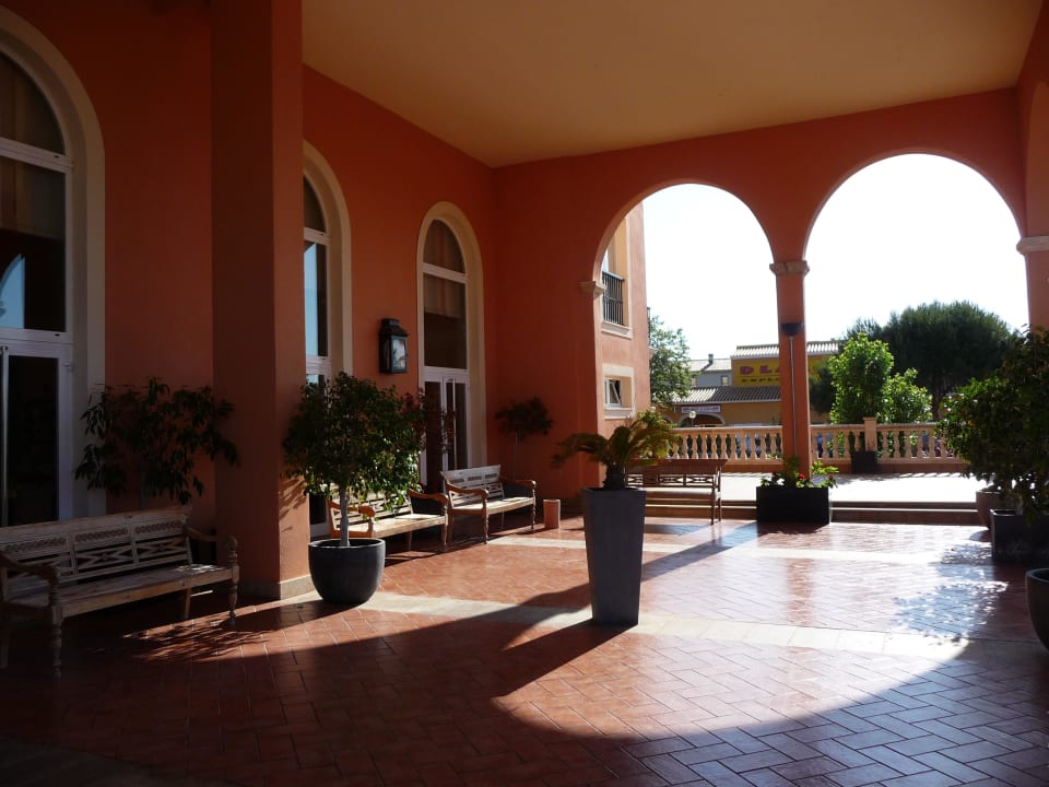 Hotel Eingang Grupotel Macarella Suites and Spa