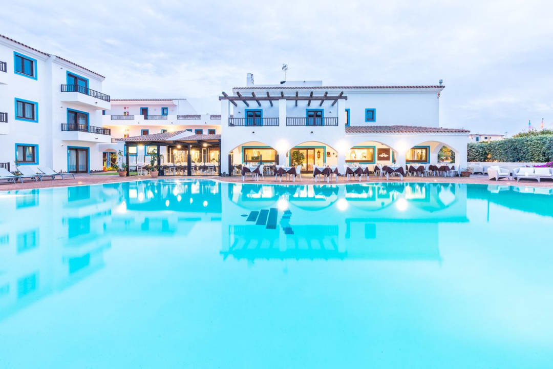 Außenansicht Hotel La Funtana