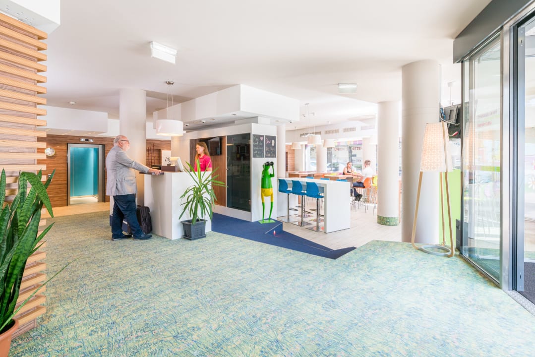 Lobby ibis Styles Wien City