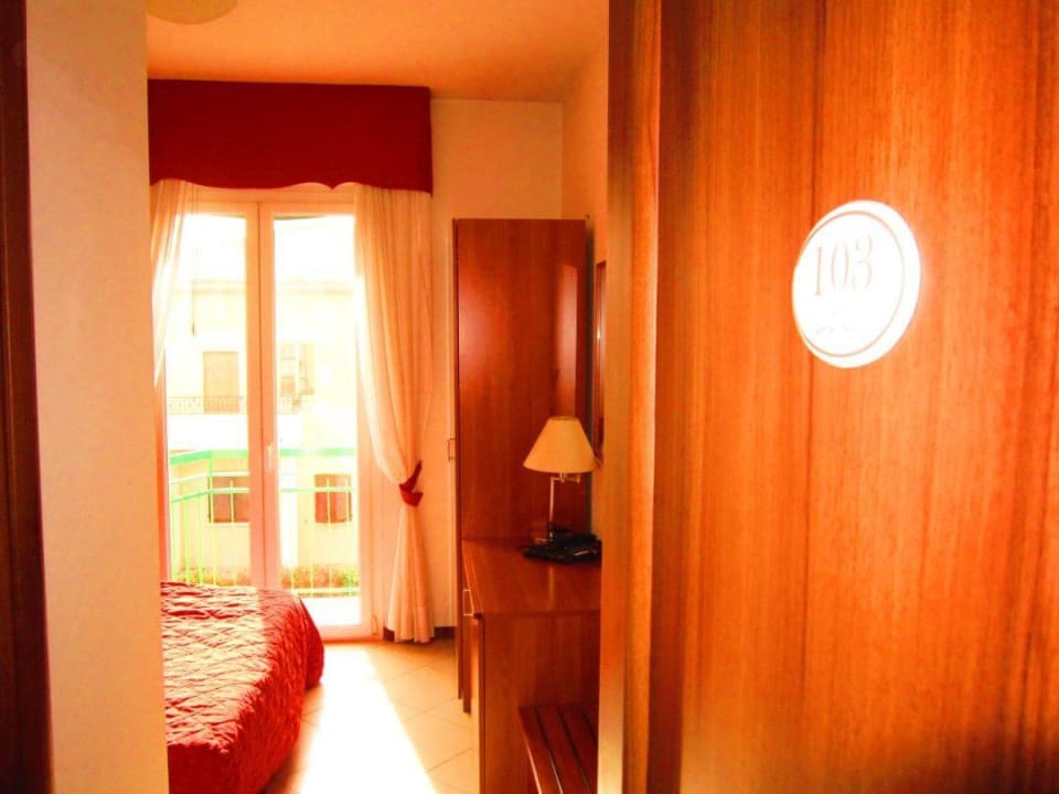Zimmer Hotel Metauro