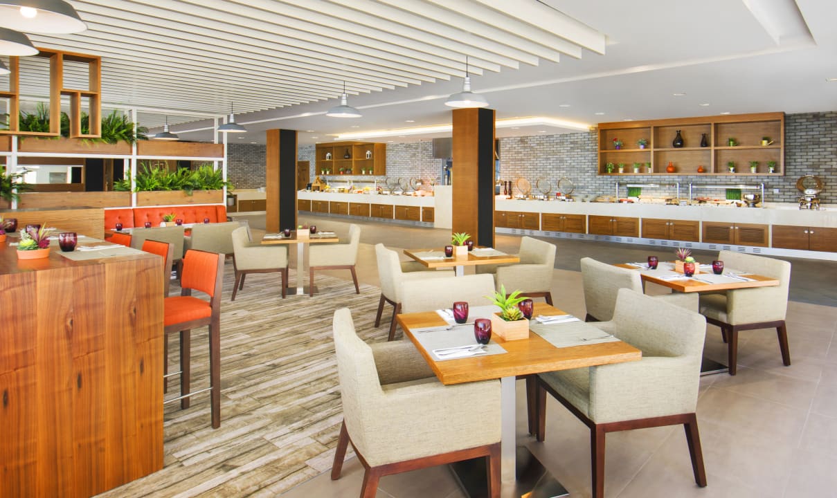 Restaurant Hilton Garden Inn Ras Al Khaimah