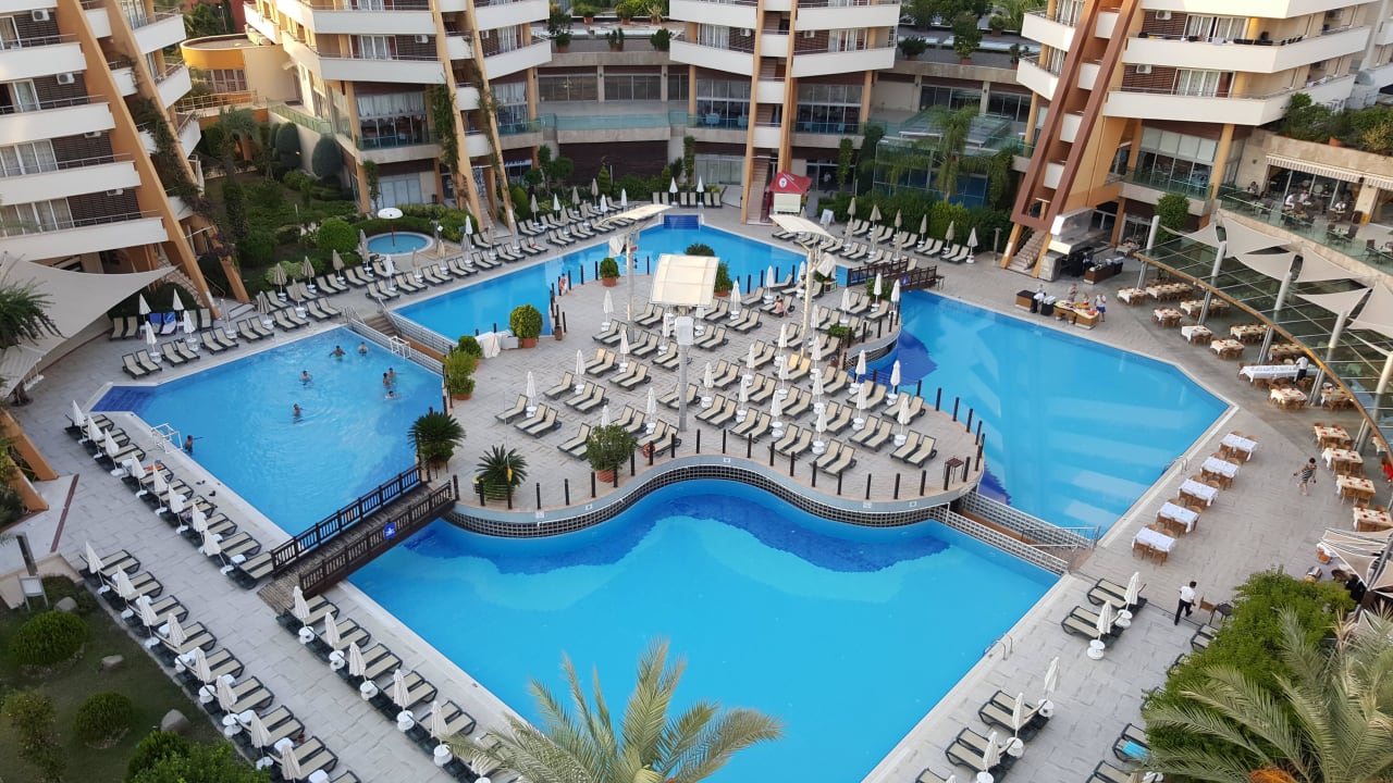 Poolblick Alaiye Resort & Spa