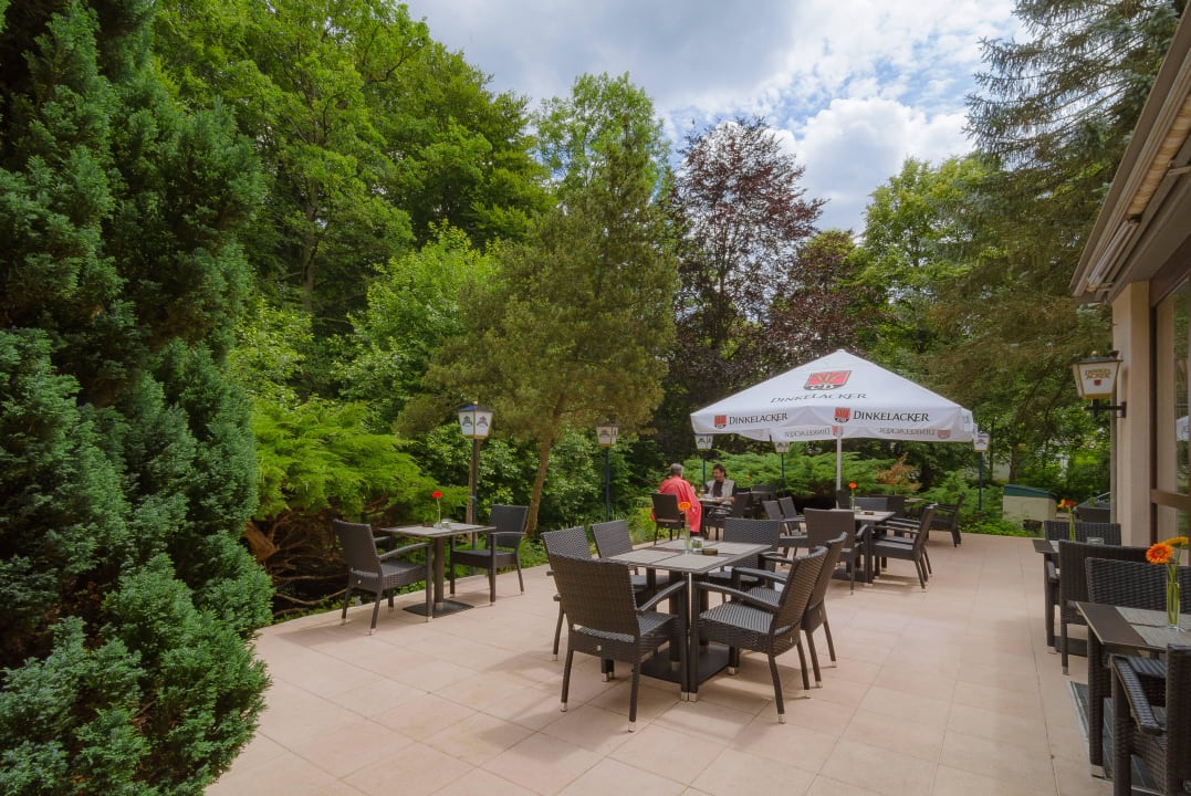 Terrasse Waldhotel Sindelfingen am Eichholz