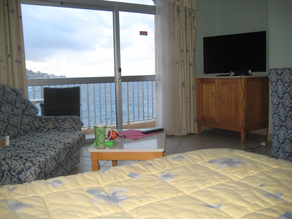 Ich konnte  v. Bett aus aufs Meer schauen  das war Paradise Bay Resort Hotel