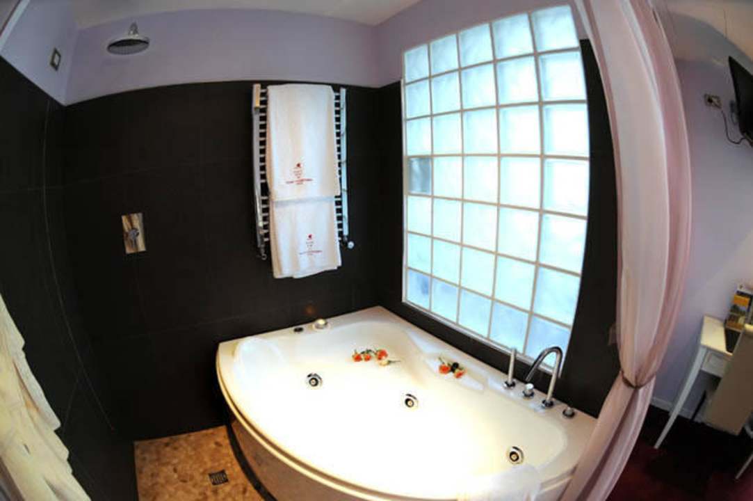 Jacuzzi Superior Room Farm House Relais La Fontanina
