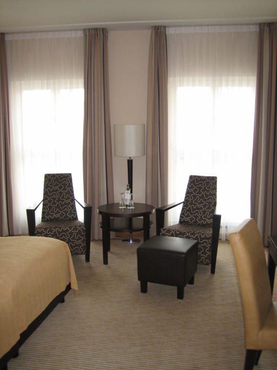 Stylische Sessel Steigenberger Hotel de Saxe