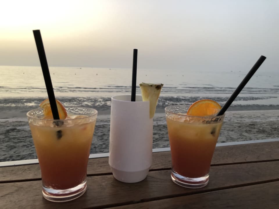 Gastro The Cove Rotana Resort