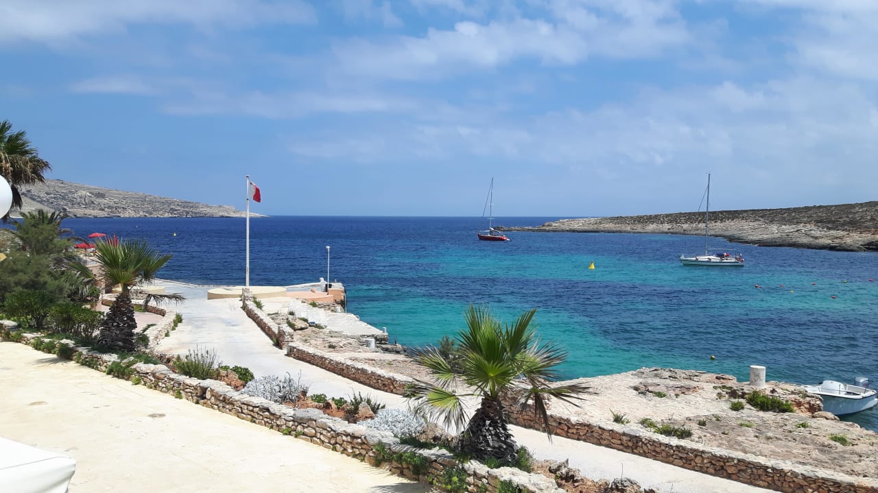 Aussicht von der Hotelterrasse  Comino Hotel & Bungalows