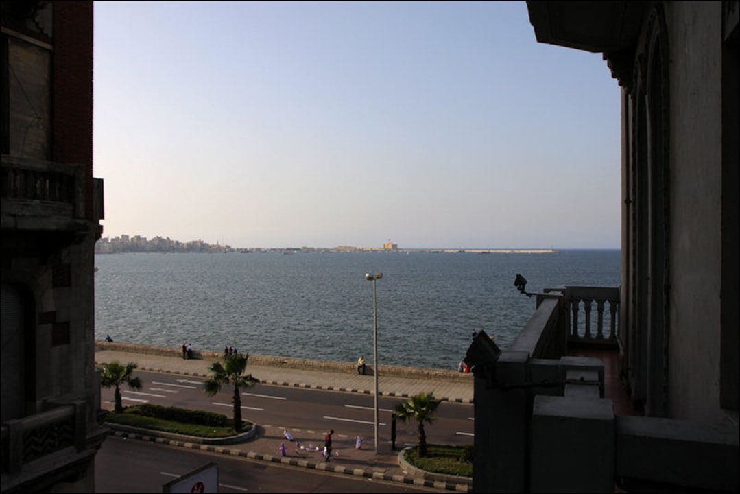 Blick Richtung Mittelmeer Steigenberger Cecil Alexandria