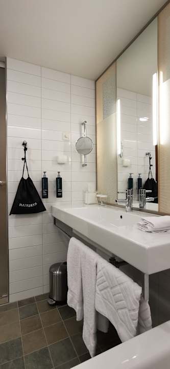 Zimmer Hilton Helsinki Airport