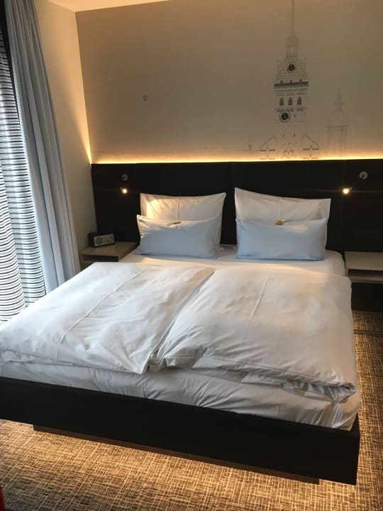 Laaanges Bett Schiller 5 Hotel